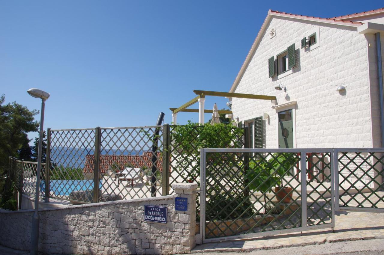 Holiday Home Nevista サマティン エクステリア 写真