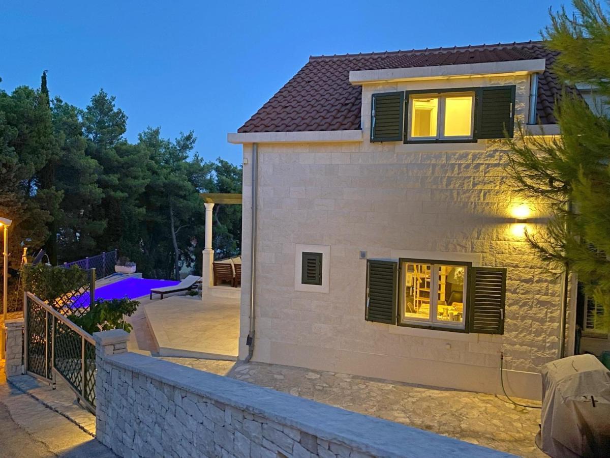 Holiday Home Nevista サマティン エクステリア 写真